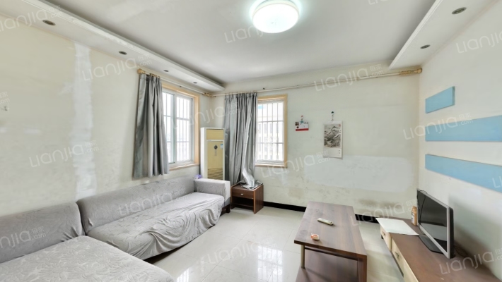 合瓦路183号二手房实景图