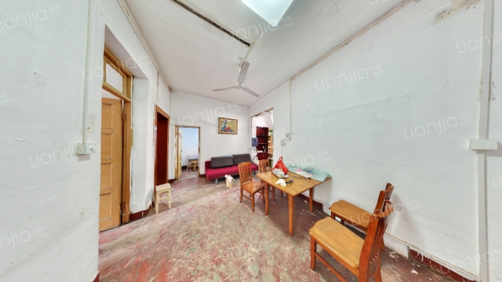 郊区双港鱼目山油库二手房实景图