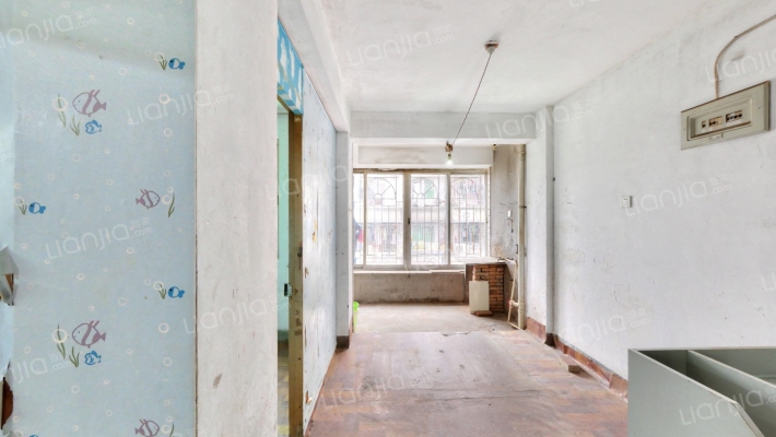 交警宿舍二手房实景图