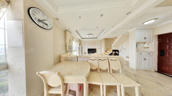 伟岸摩登堡二手房实景图