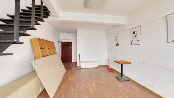 华翼府二手房实景图