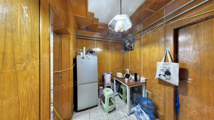 土产公司宿舍二手房实景图