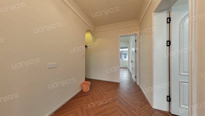 西南财经大学教师宿舍二手房实景图