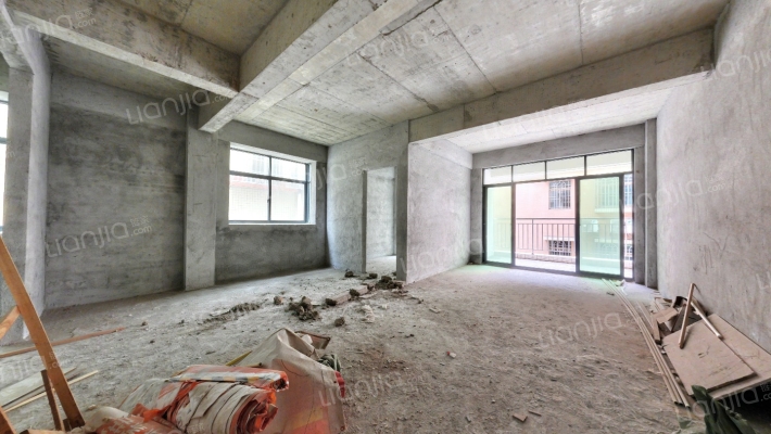 低围街二手房实景图