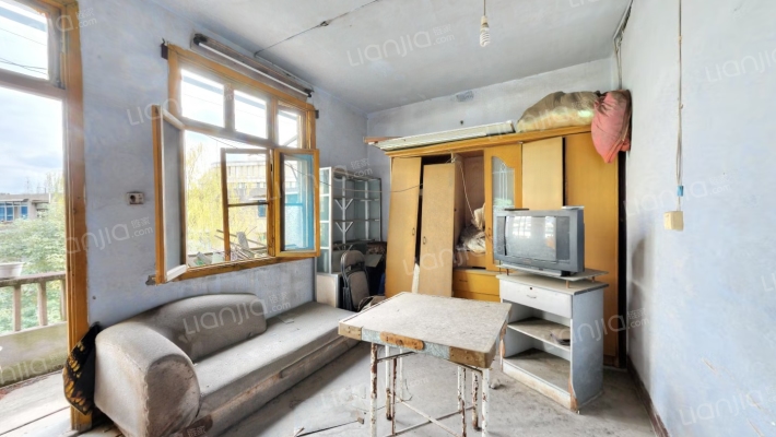 五医院家属院二手房实景图