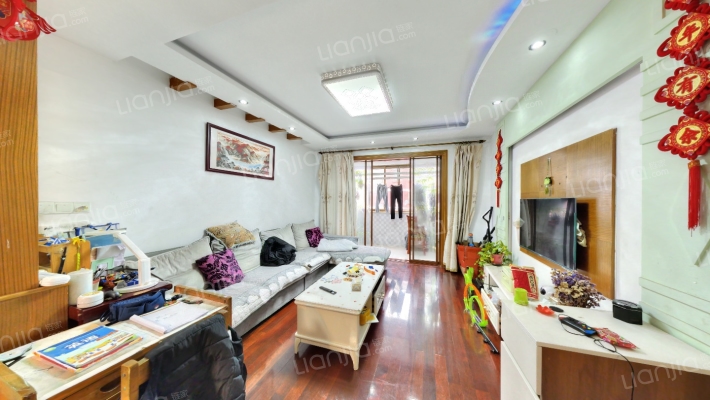 漕湖花园一区二手房实景图