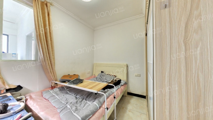 光谷青年城南区二手房实景图