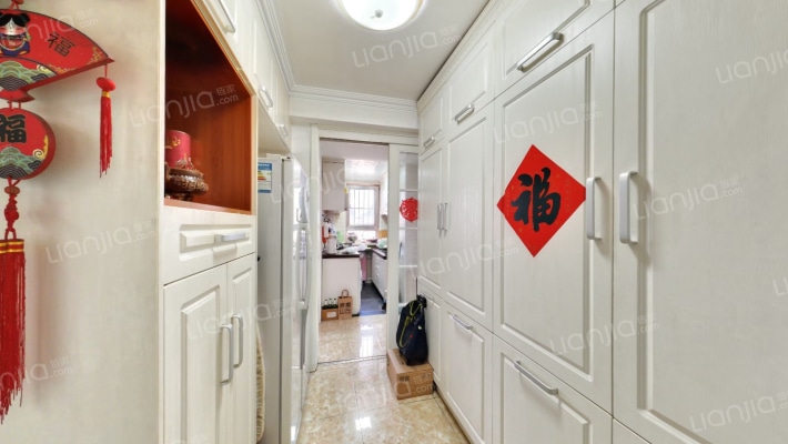 粮食局宿舍二手房实景图