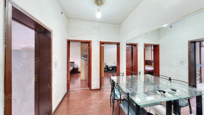 五金宿舍二手房实景图