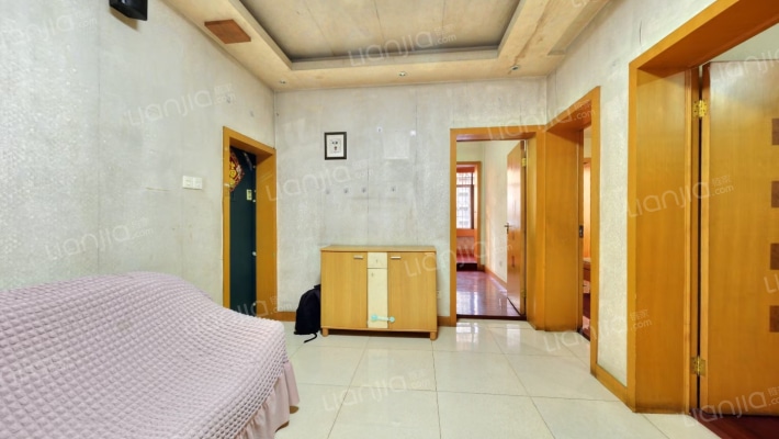 三槐树路2号二手房实景图