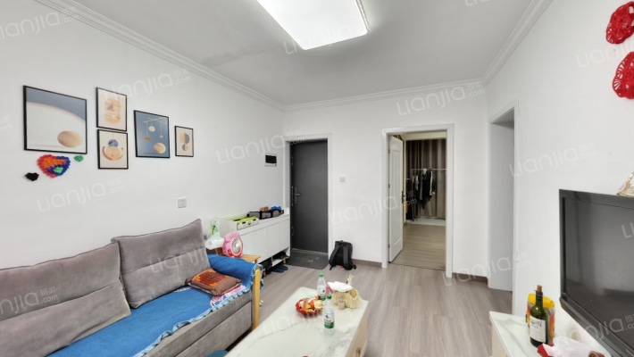 铁建小区二手房实景图