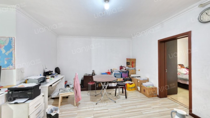 玉桥东路19号院二手房实景图