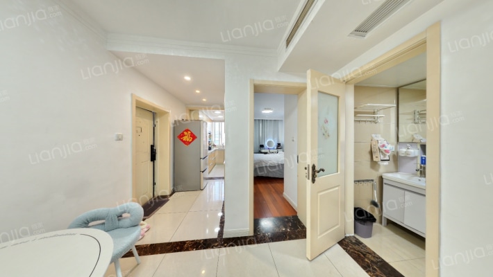 高云岭村二手房实景图