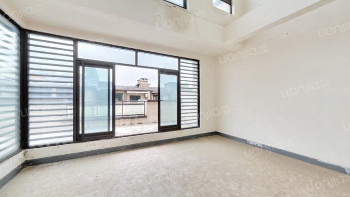 万科江上明月二手房实景图