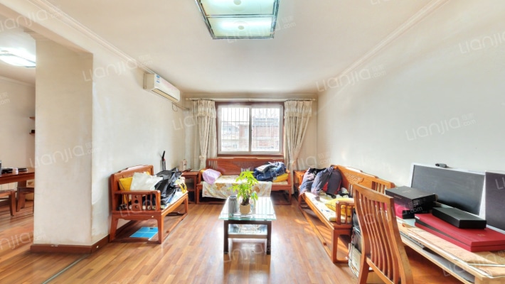 西绒线二手房实景图