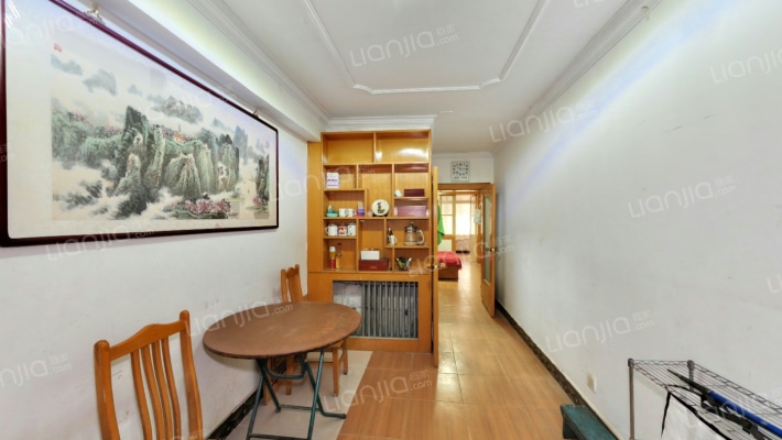 新桥路小区二手房实景图