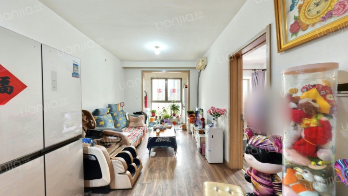 颐璟万和二手房实景图