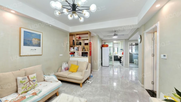 东方嘉园二手房实景图