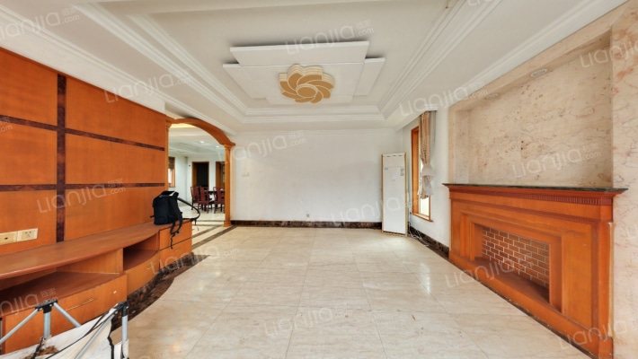 日高花苑二手房实景图