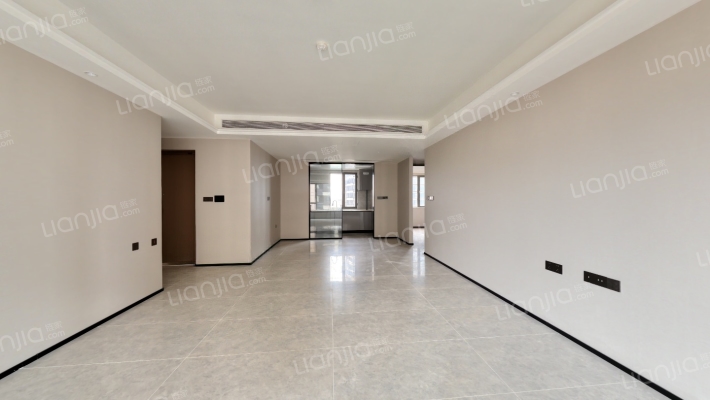 万科雁鸣湖二期二手房实景图