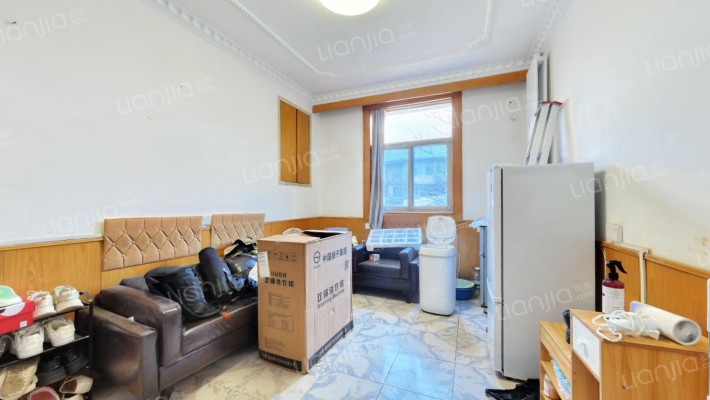 青年路60号二手房实景图