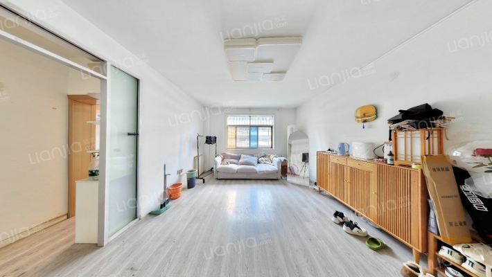 法院家属小区二手房实景图