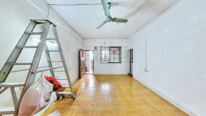 新新花园二手房实景图