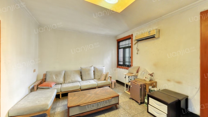 粮食局宿舍二手房实景图