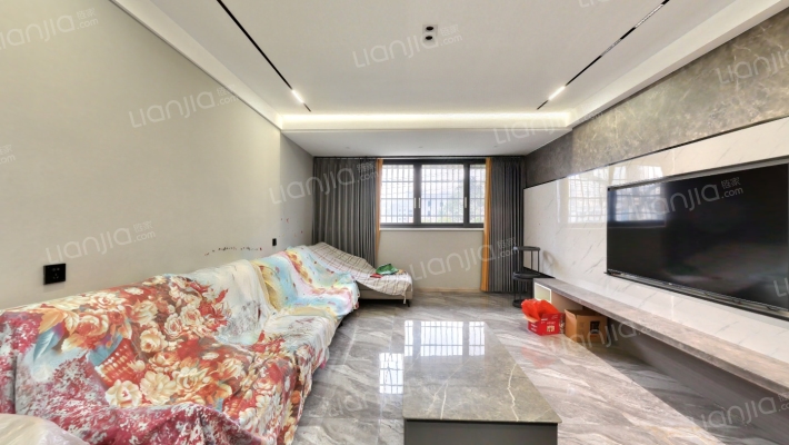 世外桃苑二手房实景图