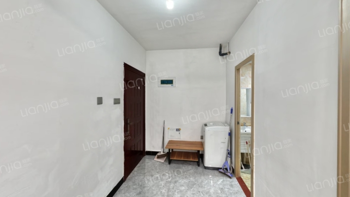 西园丽景新苑二手房实景图