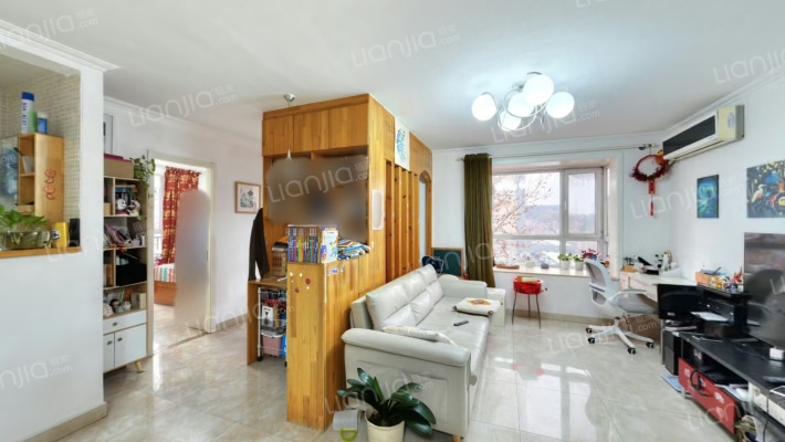 瑞新里小区二手房实景图