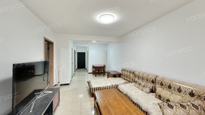 金盏嘉园C区二手房实景图