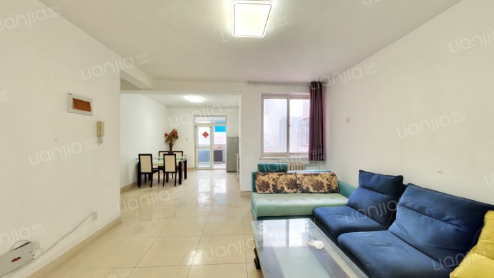 卧龙花园二区二手房实景图