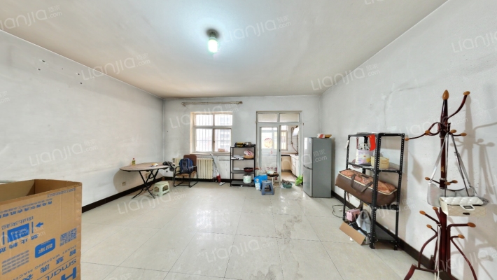 西铝小区二手房实景图