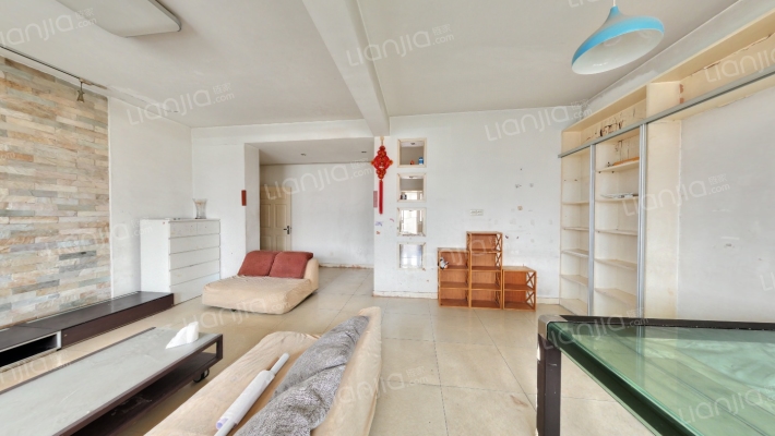 辛甸花园卫生局宿舍二手房实景图