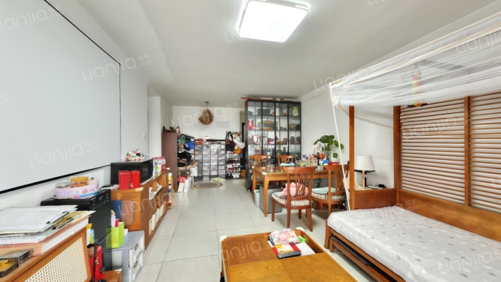 万年花城二期二手房实景图