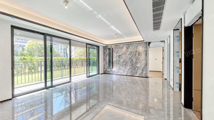 中粮保利天玺壹号二期悦颂二手房实景图