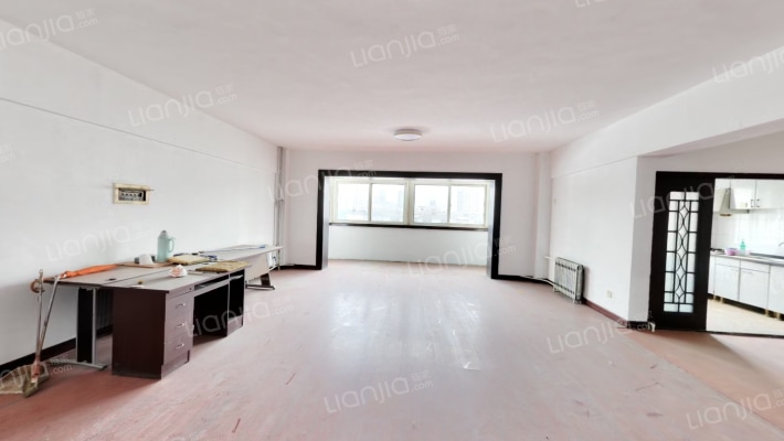 外商楼二手房实景图