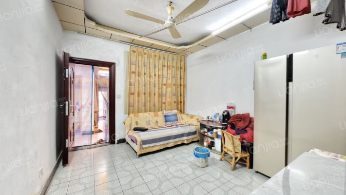 报慈新村三区二手房实景图