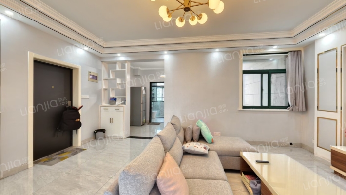 顶辉花园二手房实景图