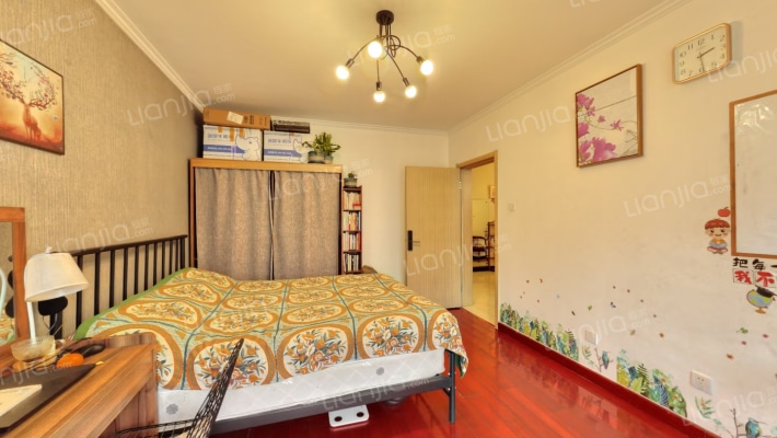 艺水芳园二手房实景图