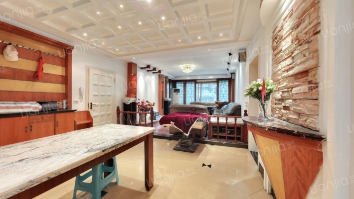 蓑草路52号二手房实景图