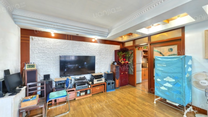 蜂巢山路二手房实景图