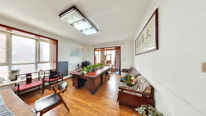 西北灯具公司商住楼二手房实景图