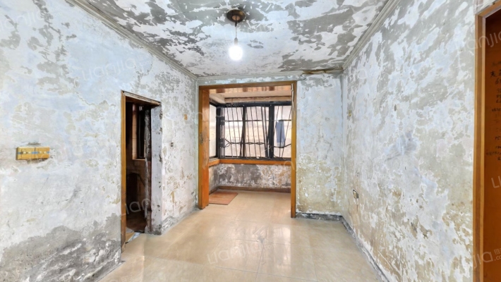 二环路北三段218号二手房实景图