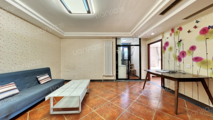 世豪公寓二手房实景图