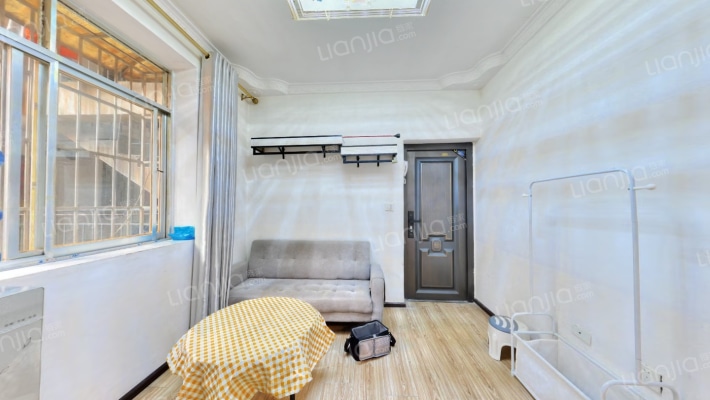 省府东街14号院二手房实景图