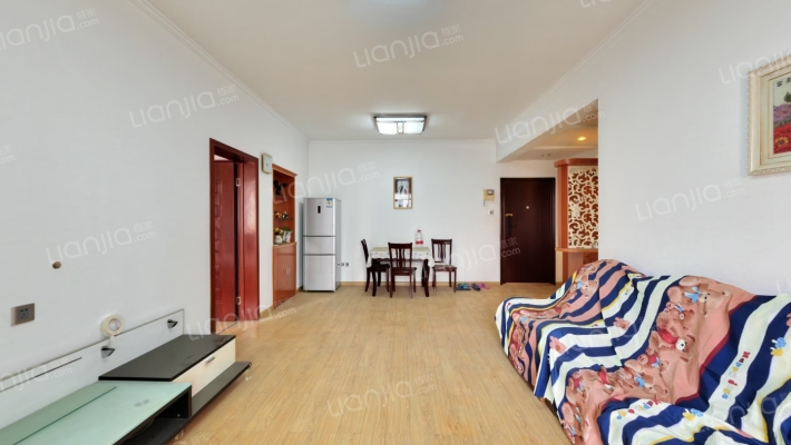 中南新苑西区二手房实景图