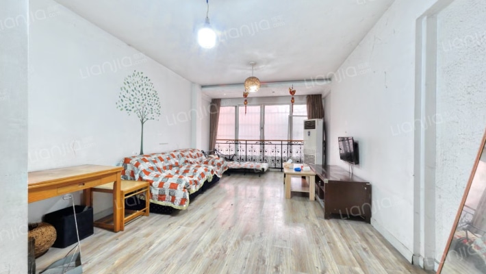 贵惠路198号二手房实景图