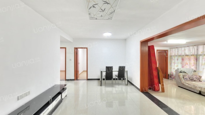 上新村二手房实景图